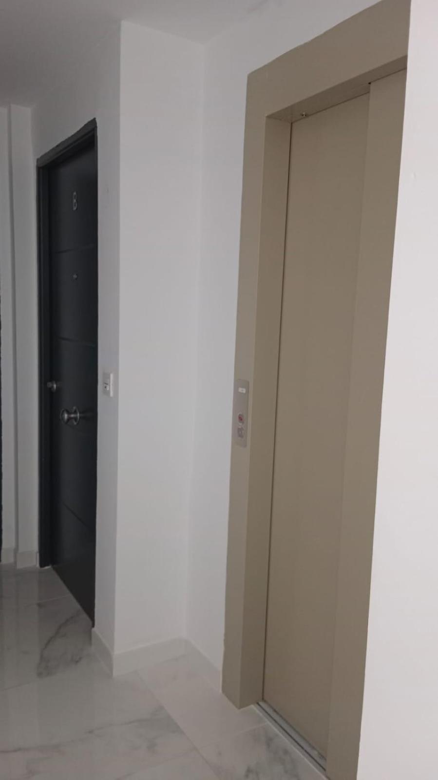 Apartamento Gloria Bendita Херес де ла Фронтера Екстериор снимка