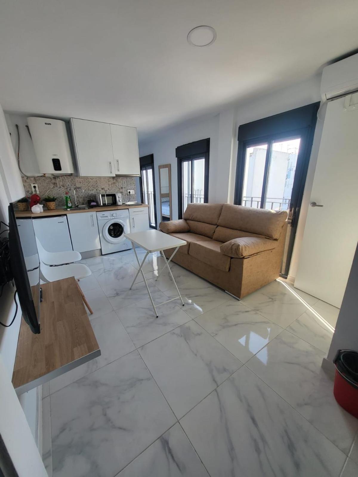 Apartamento Gloria Bendita Херес де ла Фронтера Екстериор снимка