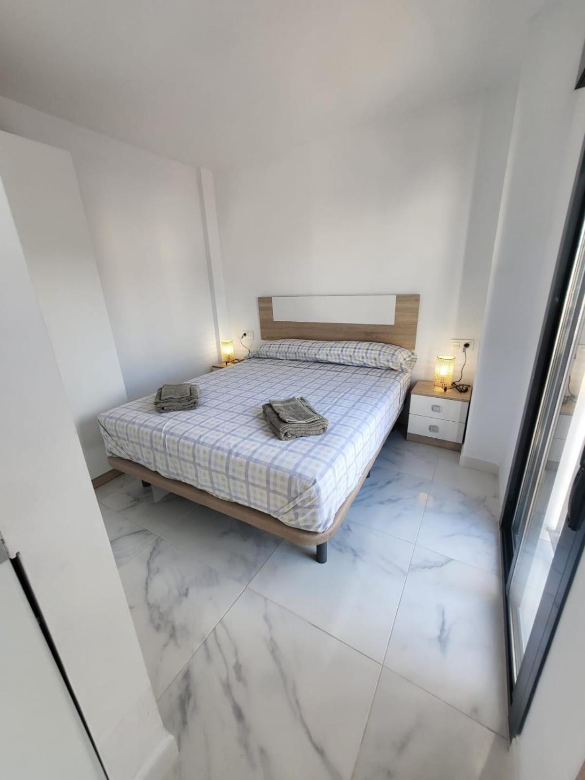 Apartamento Gloria Bendita Херес де ла Фронтера Екстериор снимка